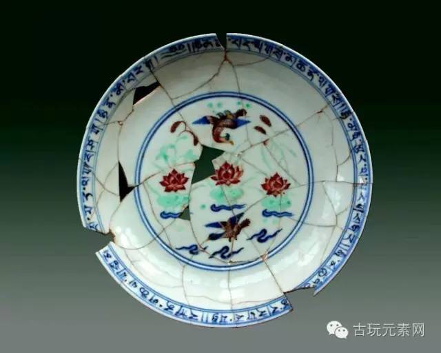 明宣德五彩瓷器鉴定被誉为瓷器史上一株奇花异葩_手机搜狐网