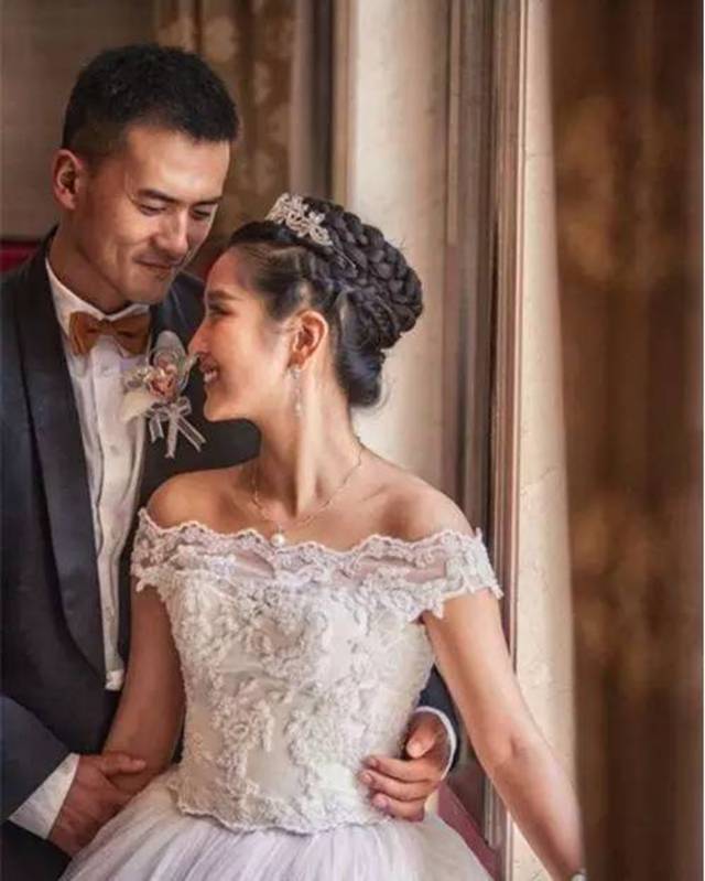 何潔赫子銘離婚了盤點辣媽何潔留過的髮型