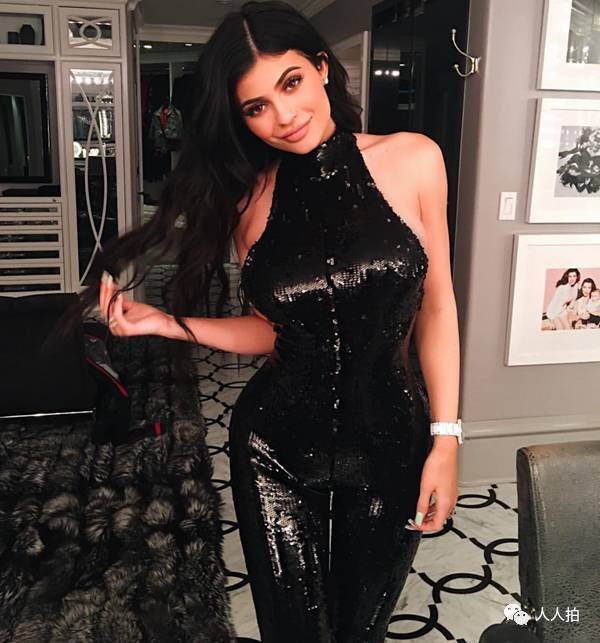 美女pai|金小妹凯莉·詹娜(kylie jenner"丰乳肥臀"