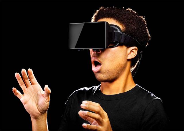 淘宝从业者因卖VR眼镜赠黄片被捕 称是行