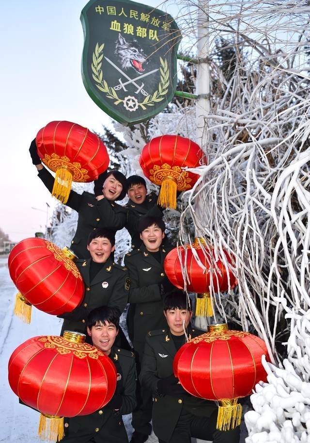 部队新年氛围布置图片