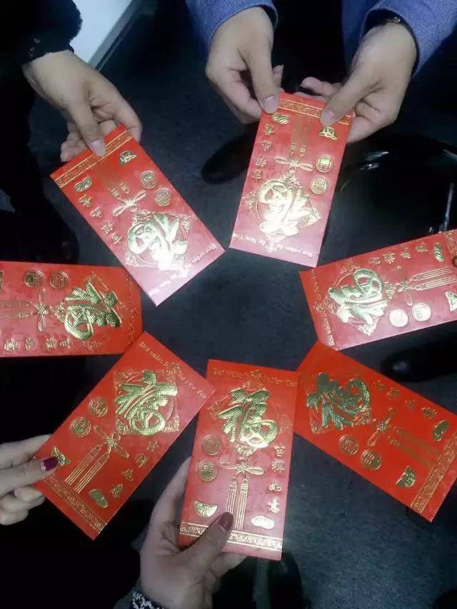 不就是曬紅包嘛~~~小編的朋友圈已被各路大神的開門紅包刷屏.