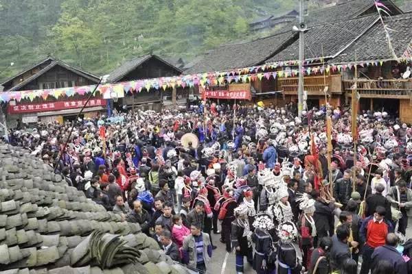 侗族播种节图片