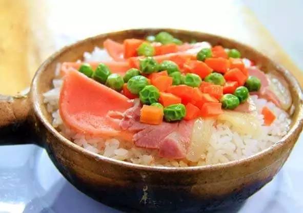桂林砂锅饭图片