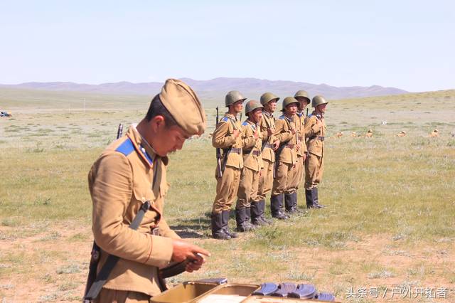 蒙古军队训练照怎么感觉画风不太对?壮汉去哪了?