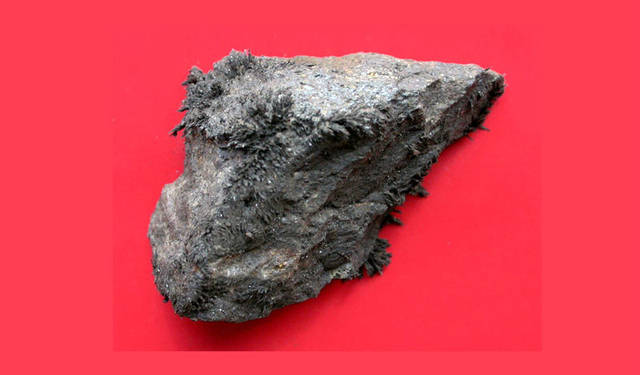 磁铁矿的断口形态图片