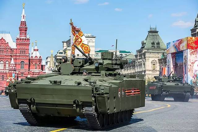 俄罗斯阅兵地面装备展示