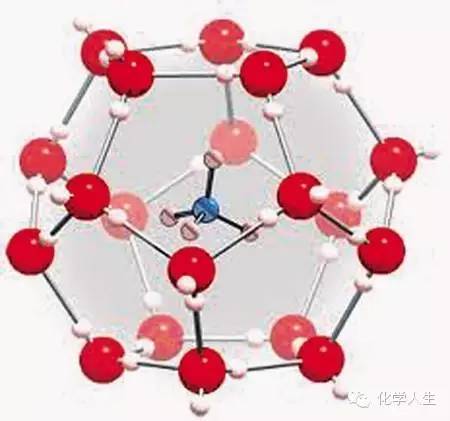 据相关科学家介绍,可燃冰(即"天然气水合物)是一种由水分子和气体