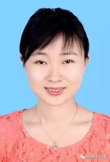 刘佳,女,1980年3月出生,湖南平江人,现任深圳市香池东方园有限公司