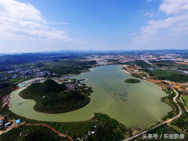 贵州:充满诗情画意的月亮湖,扩建后明天会更加迷人