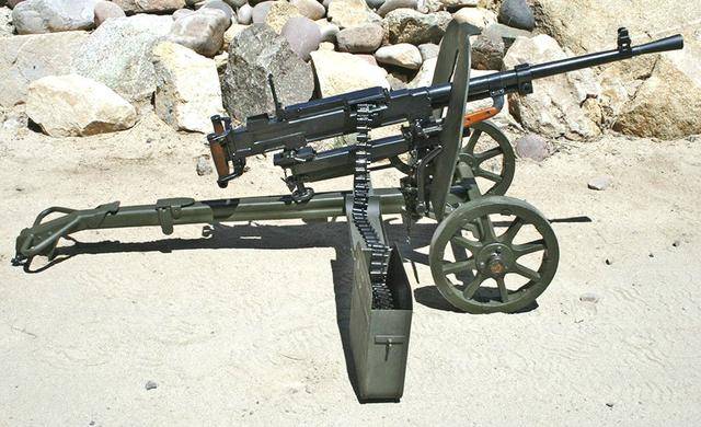 62毫米重机枪是仿制前苏联sgm中型机枪,1957年生产定型,大量装备部队