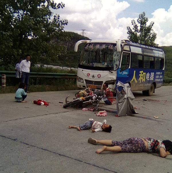 中国车祸网图片图片