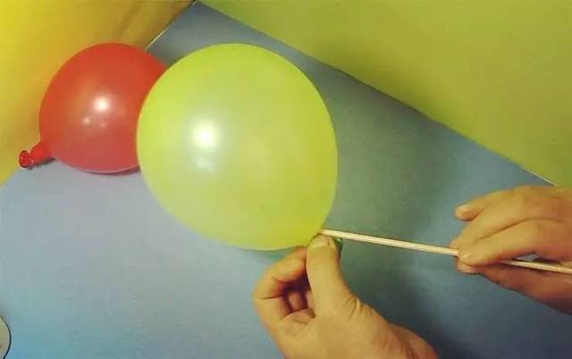 亲子实验室丨扎不破的气球