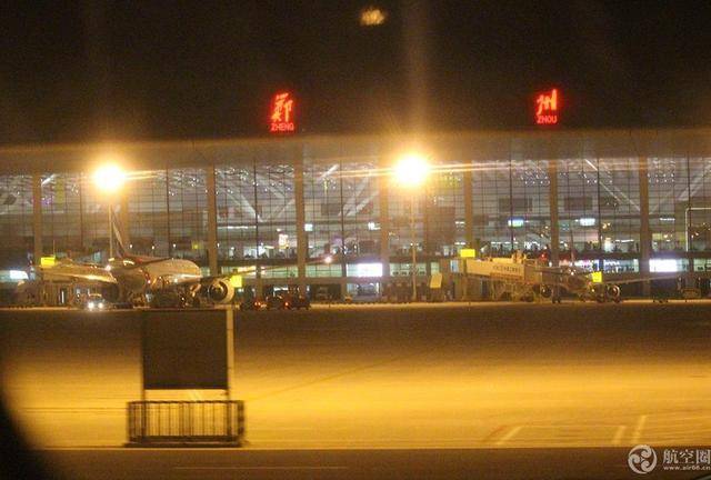郑州机场夜晚照片图片