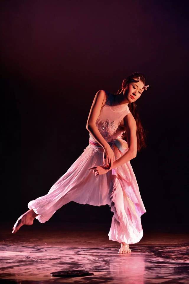 舞蹈演员张娅姝图片图片