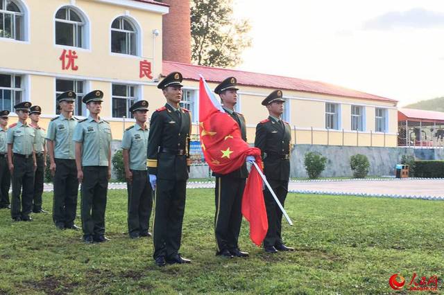 【网络媒体国防行】武警抚远中队"末二班岗"的执勤时刻表