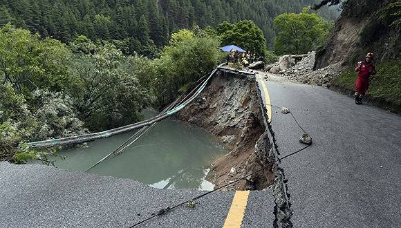 九寨沟地震受损图片