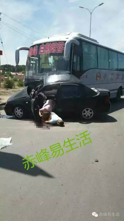 【突發】赤峰又發生一起慘烈車禍,血淋淋地教訓告訴我們,真愛生命