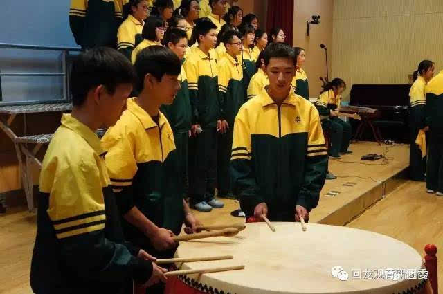 首都师范大学附属回龙观育新学校银雪艺术节报道(二 高中部合唱比赛