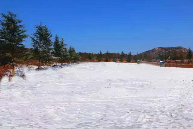 彩虹谷滑雪场图片