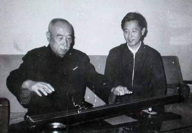 吴宗汉(1904~1991,字汇江,江苏常熟人.早年曾从徐立孙学琴.