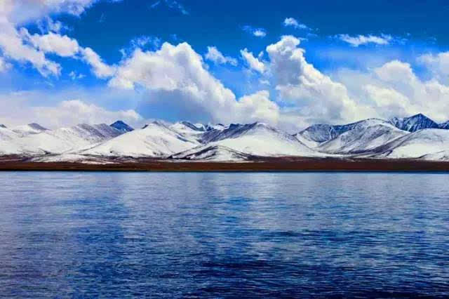 视频朗诵|仓央嘉措 我在听得见你呼吸的地方 朗诵:怡雨晴