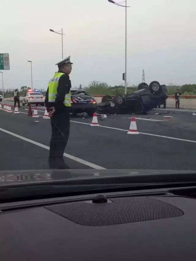 苏州惨烈车祸图片