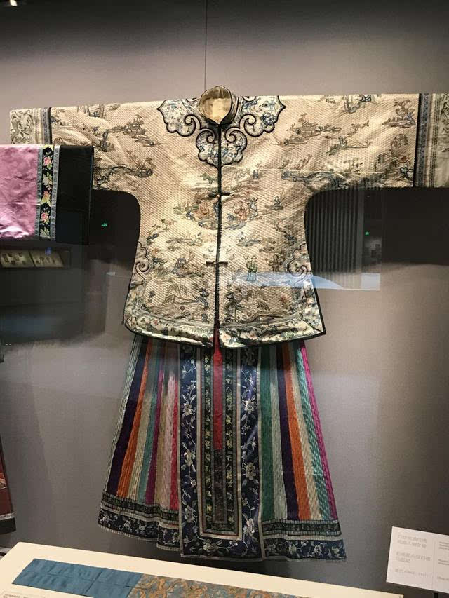 清朝民间女装图片