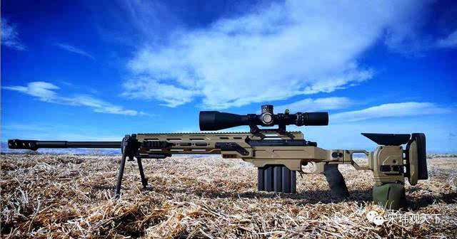 射击时,hamr狙击步枪配备elite两脚架,枪重9344千克,枪长1346mm