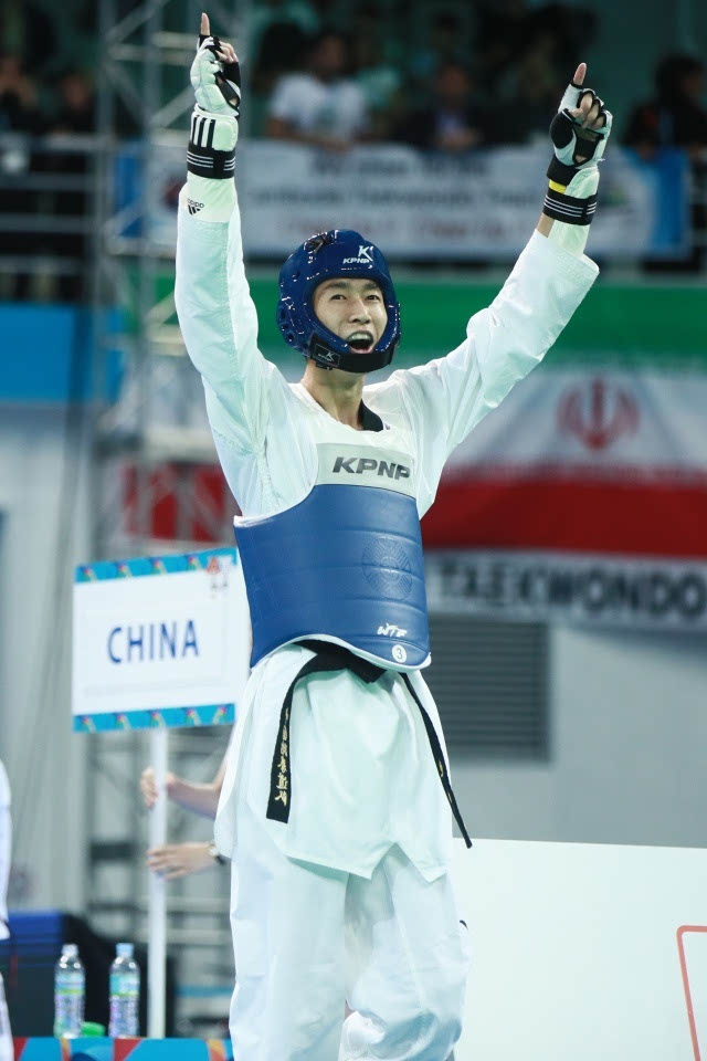 在2017年世界跆拳道锦标赛男子63公斤级比赛中,中国跆拳道国家队队员