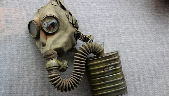 日军作战时戴的防毒面具图片来源:视觉中国