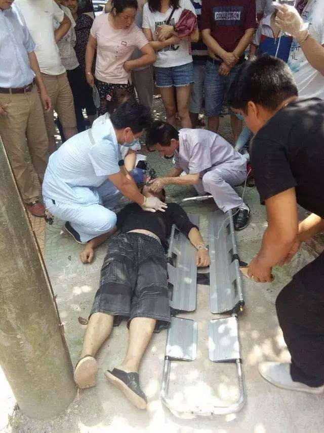 俩小伙身亡图片