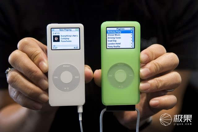 苹果全面停产ipod nano/shuffle,乔布斯的遗产又少了两件