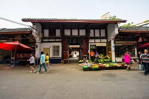 跟着发仔一起去看看吧 成都市第一批历史建筑保护名录 邱家祠