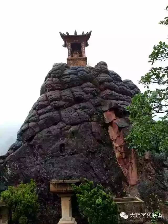 剑川石宝山阿央白传说图片