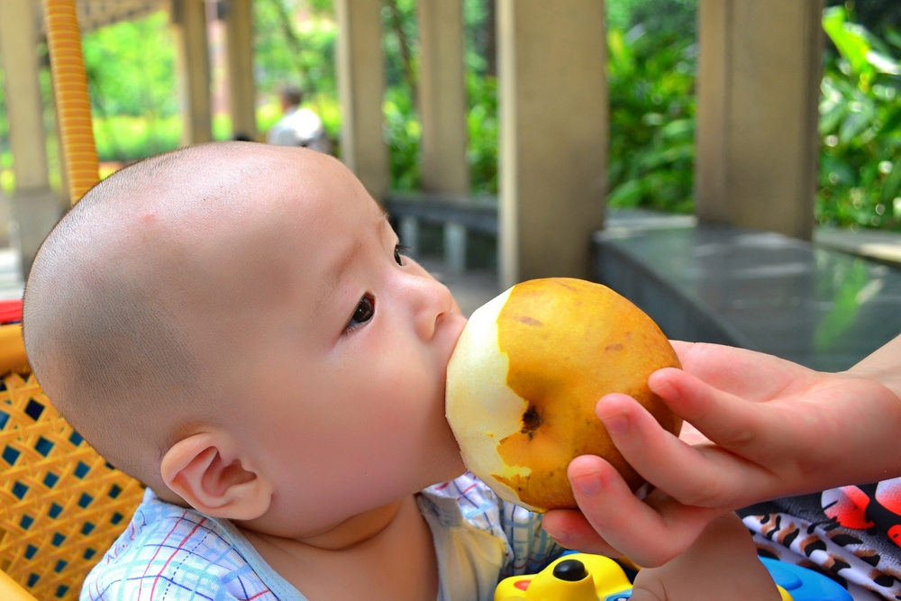 吃梨子能减肥吗?能,治便秘清肠道,减脂瘦身!