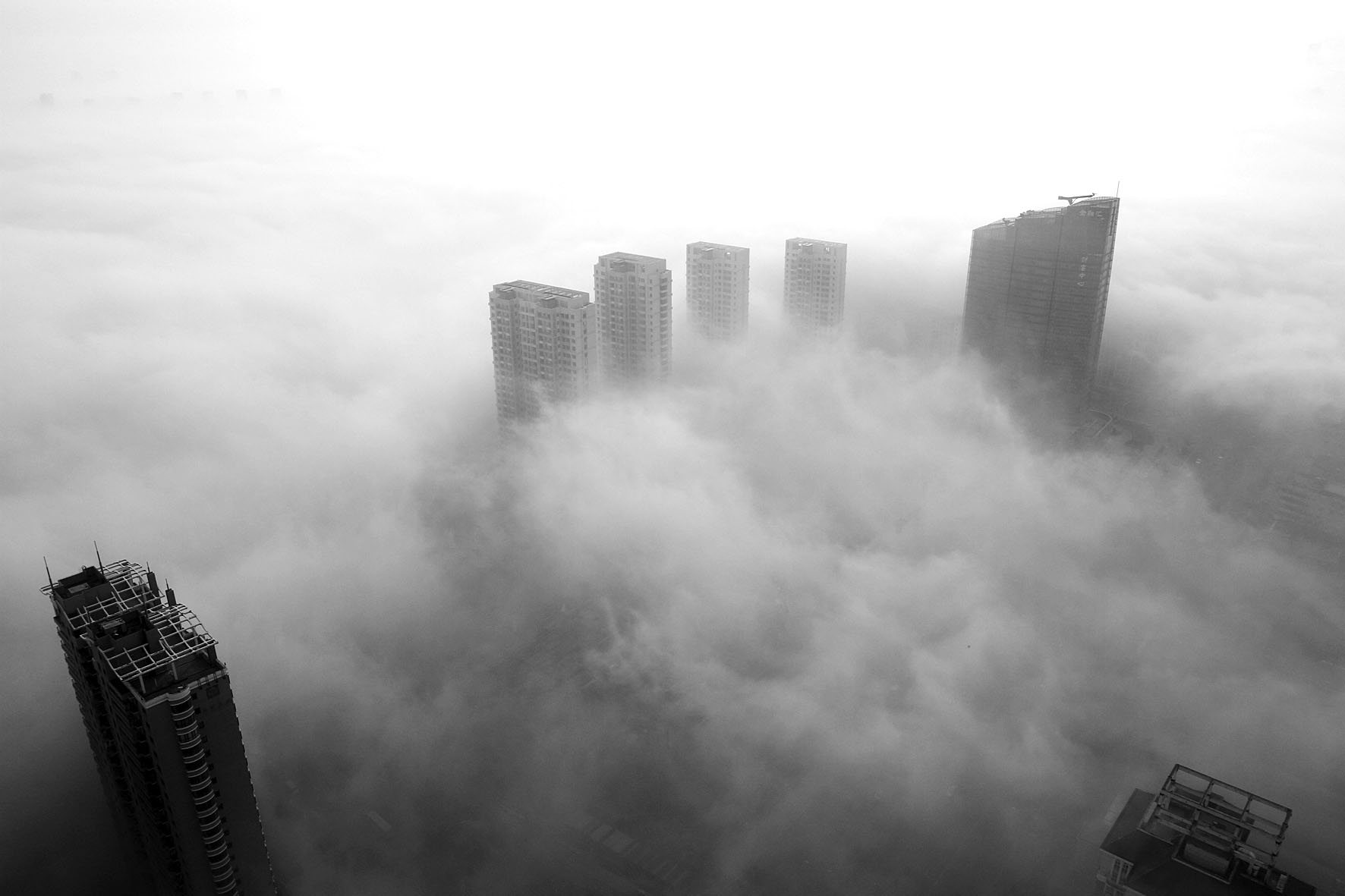 雾霾的照片震撼图片