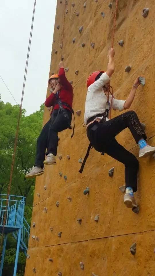 常识 大班障碍跑教案怎么写_大班障碍跑玩法规则_大班障碍跑设计意图