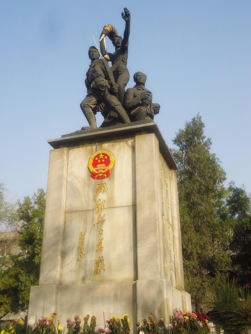 太原革命烈士纪念碑图片