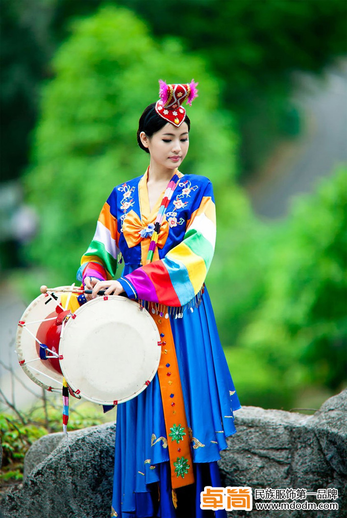 少数民族文化产物—朝鲜族民族服饰白衣民族