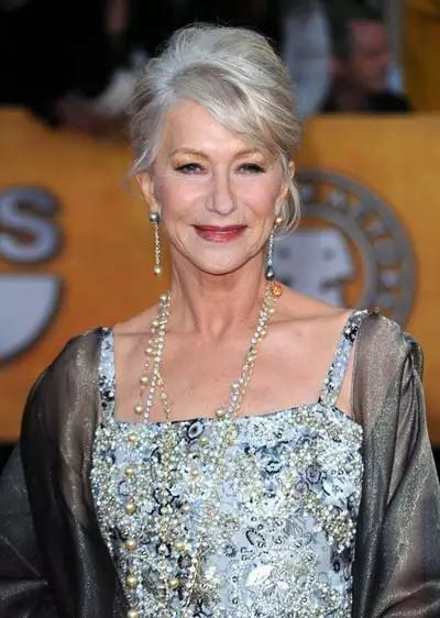 我们不得不提好莱坞的老戏骨helenmirren(海伦·米伦)