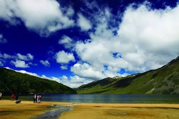 民族走廊的核心地带—康定情歌风景区