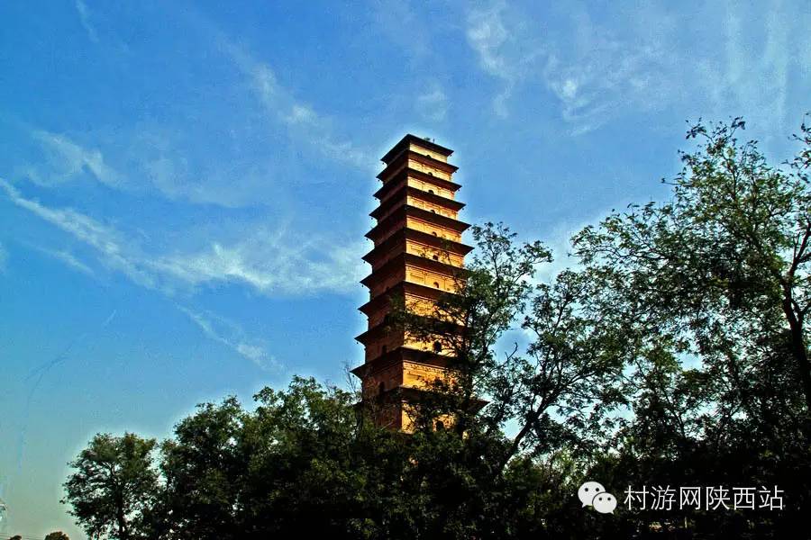 北寺塔位于蒲城县城内,原系崇寿寺舍利宝塔,又称北寺宋塔.