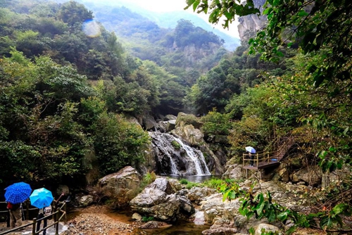 龙津溪地五一开园 西九华山再添美景