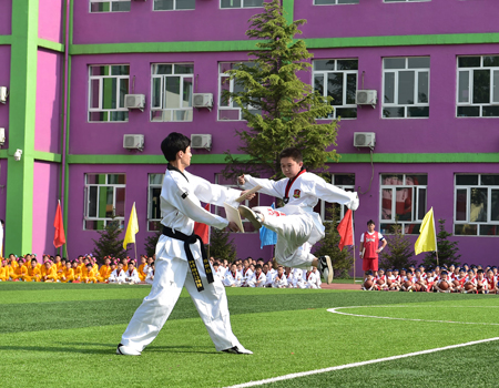 北京中杉学校首届奥林匹克体育节开幕