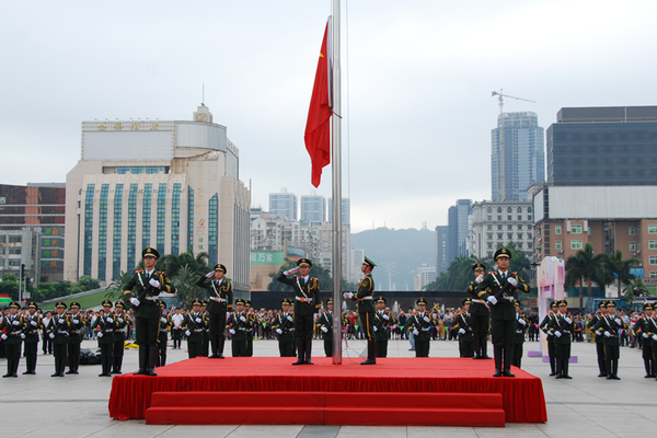 凝聚青春正能量同心共圆中国梦