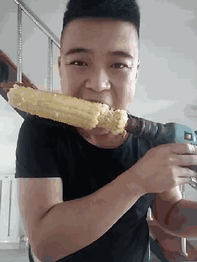 啃玉米表情包gif图片