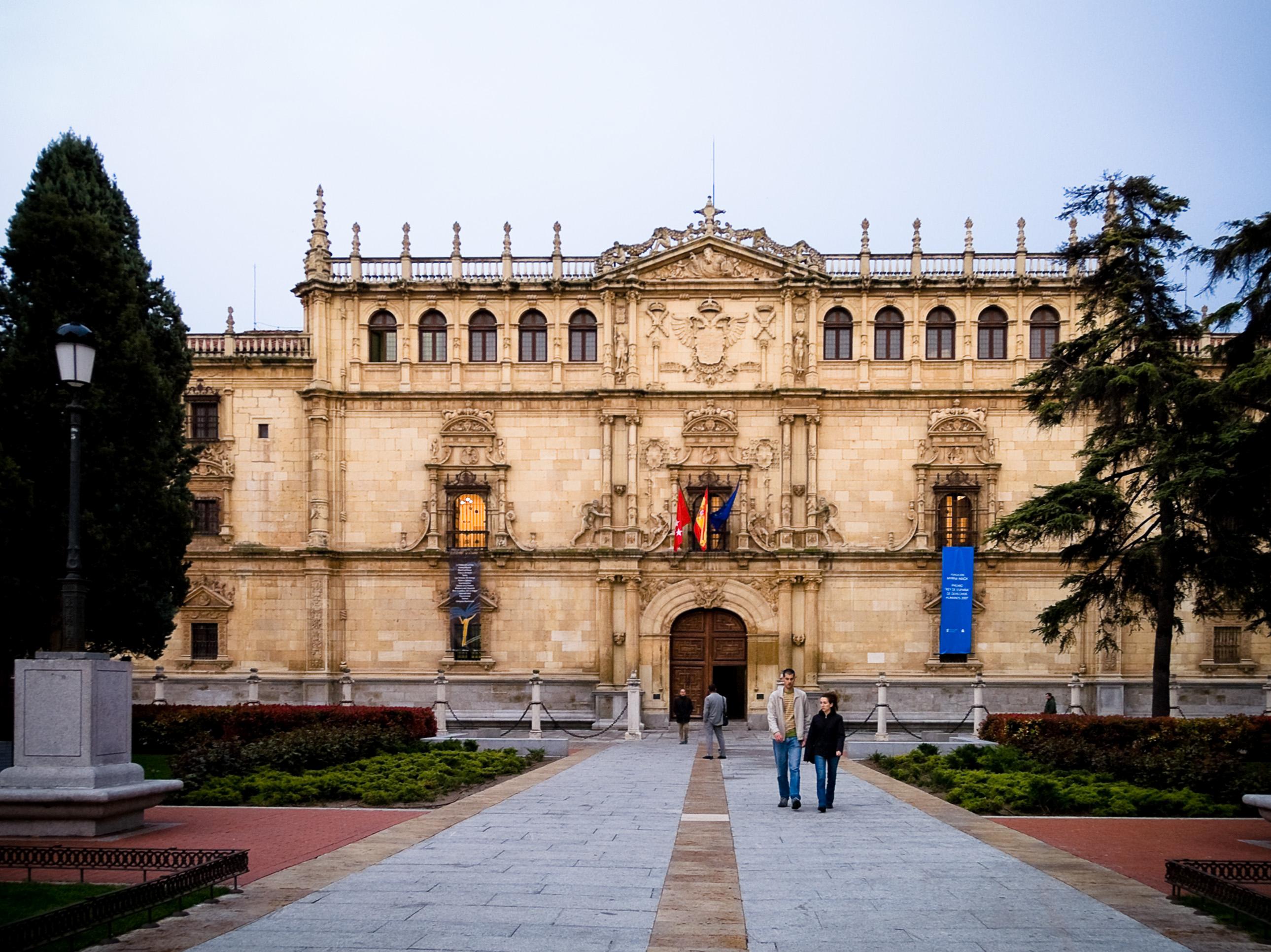 美国学费最便宜的大学,马德里大学的社会工作专业,马德里康普顿斯