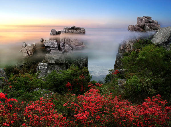 莲花石门山风景图图片