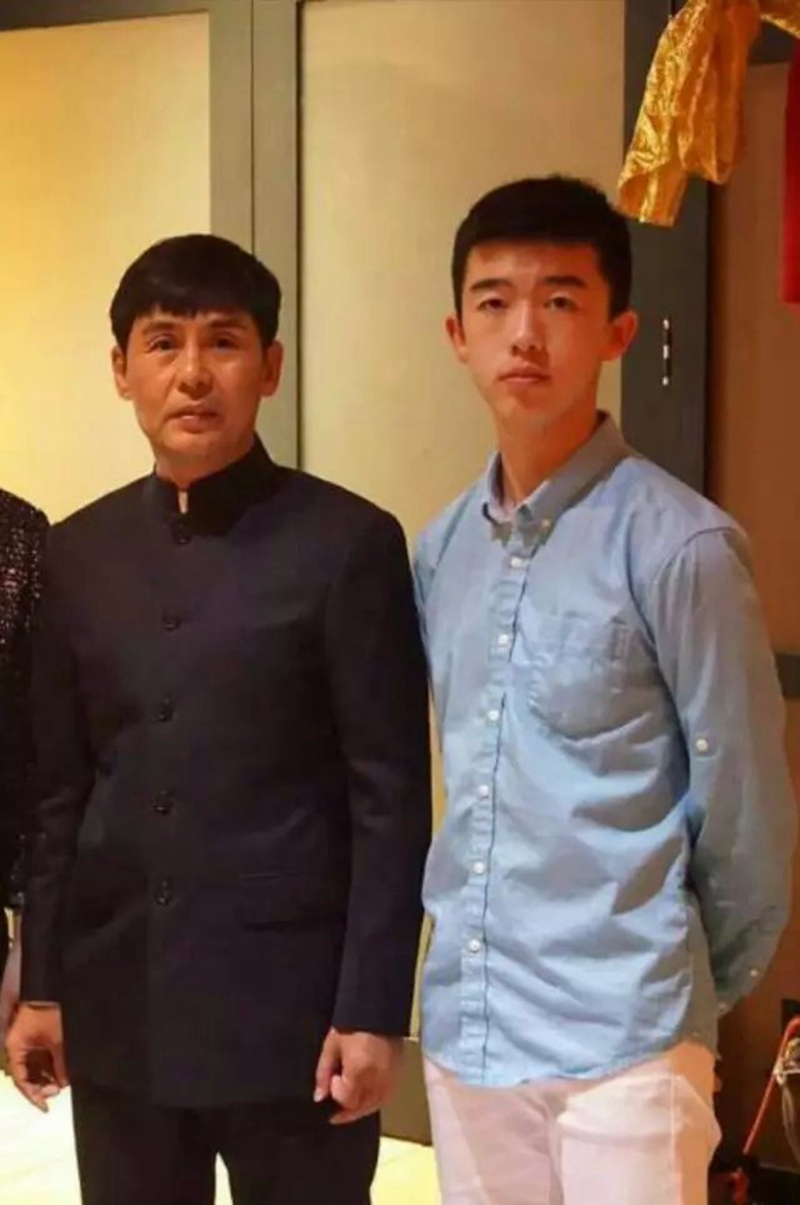 中华武术封面人物赵长军和他的儿子赵云